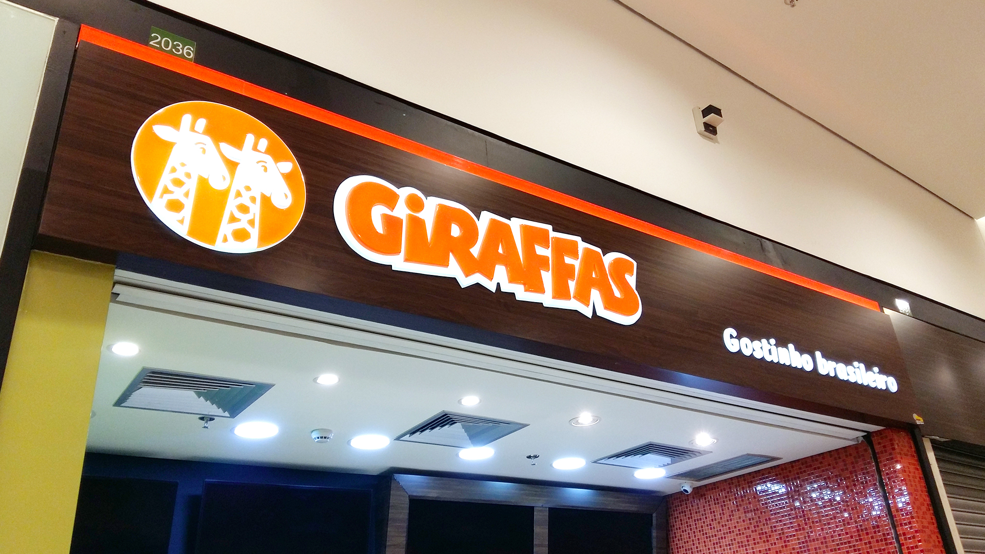 fachada giraffas original sin